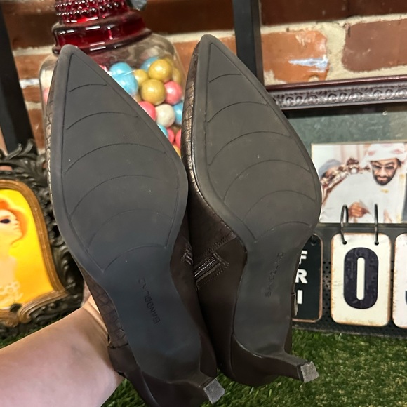 Ankle boots - Picture 7 of 7